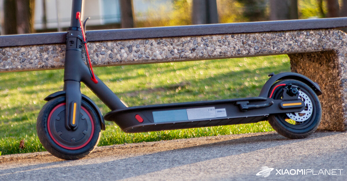 Xiaomi Electric Scooter 4 Pro - ElectroBike