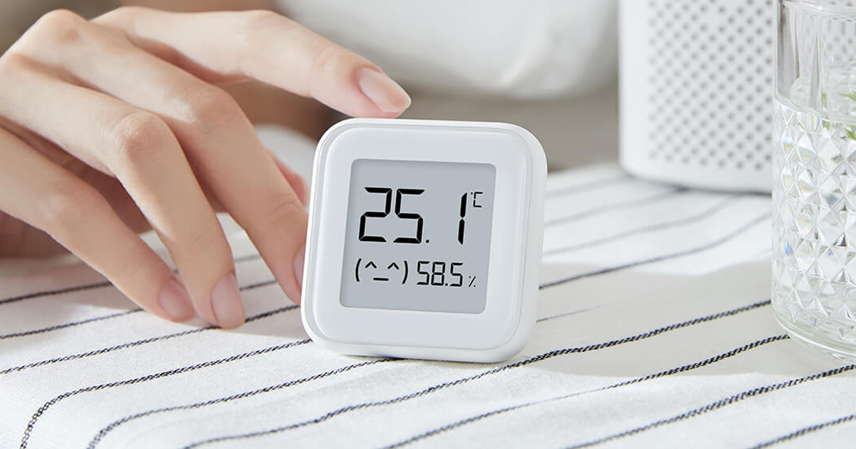 The new generation Xiaomi thermometer and hygrometer has a lifespan of up  to 2 years